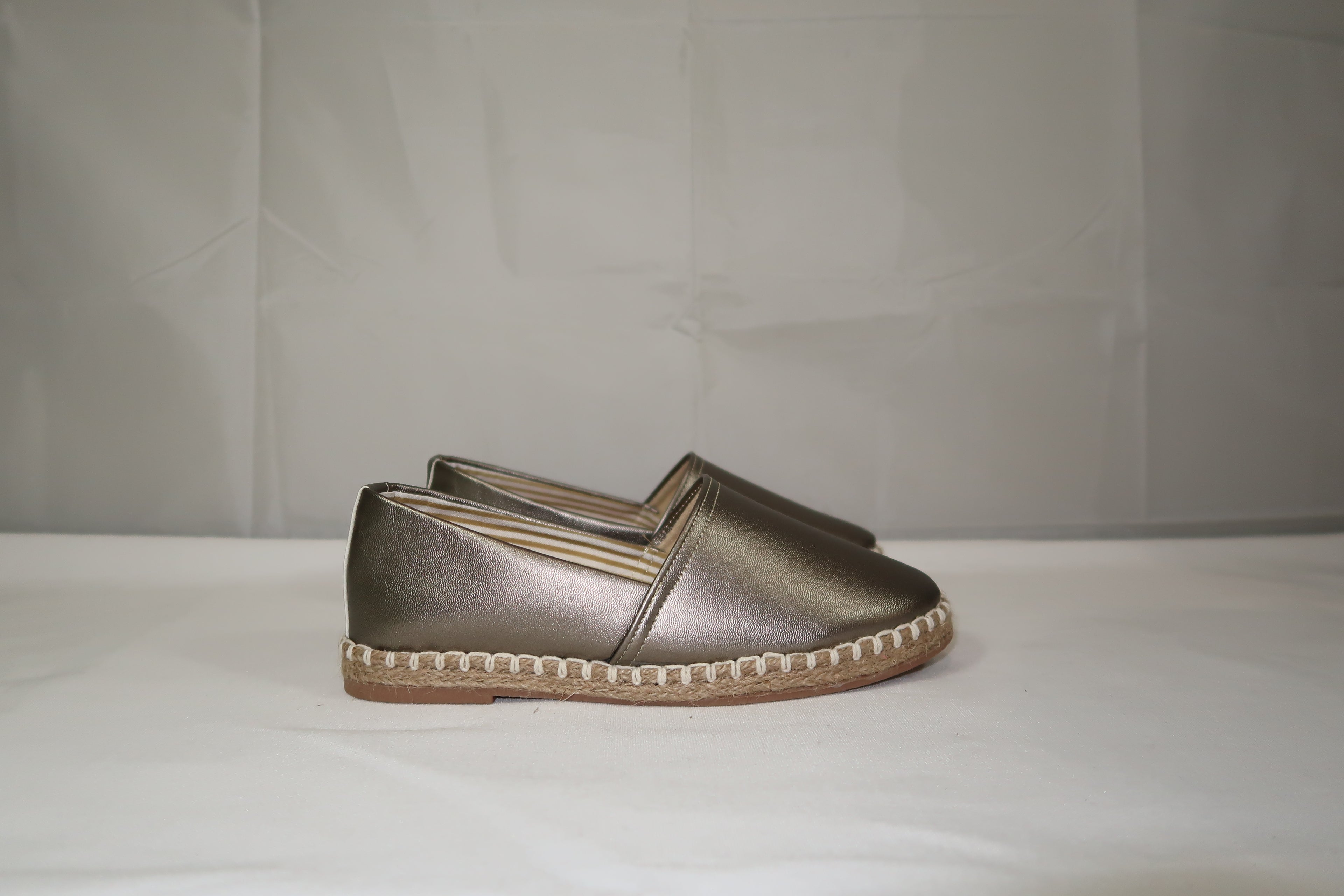Mocasín alpargata Slip-On Chanel Inox- Estilo mediterráneo