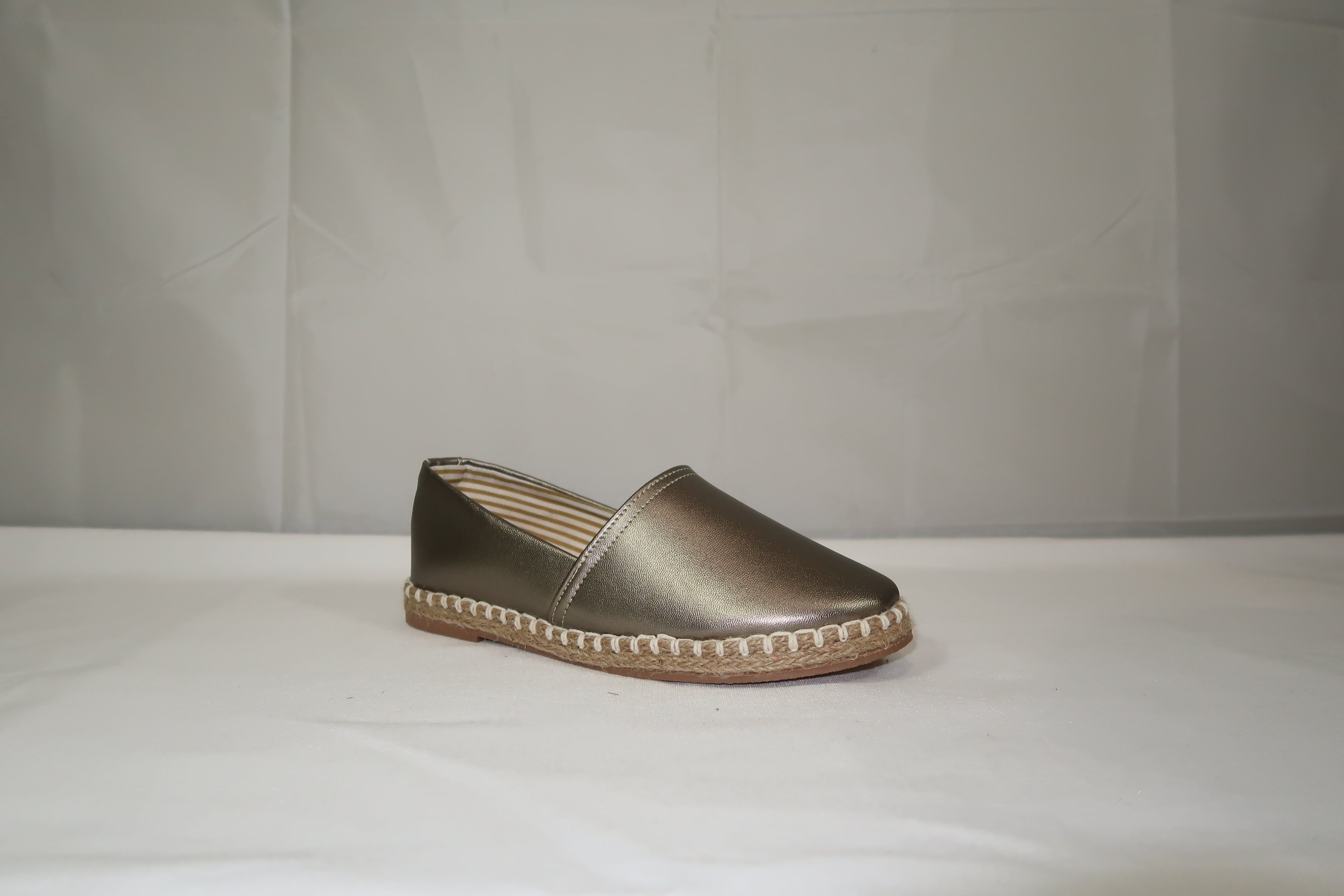 Mocasín alpargata Slip-On Chanel Inox- Estilo mediterráneo